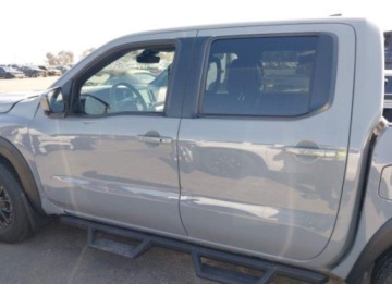 Nissan 2023 Nissan Frontier 2023, 3.8L, PRO-X, od ubezpieczalni 3.8 Benzyna 310KM, zdjęcie 1