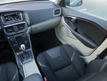Volvo S40 II 2.0 D3 150KM 2012 Volvo V40 2.0 D3, Salon Polska, Serwis ASO, zdjęcie 7