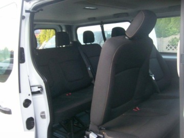 Renault Trafic III Furgon 1.6 dCi 95KM 2018 Renault Trafic 1.6d 95KM 2018r 9 osobowy, zdjęcie 6