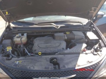 Chrysler Voyager V 2022 Chrysler Voyager 2022 r.3,6L LX 3.6 Benzyna 287KM, zdjęcie 10