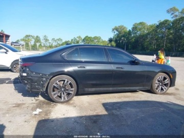 BMW Seria 7 G70 2024 BMW Seria 7 Xdrive 2024 4.4 Benzyna 536KM, zdjęcie 5