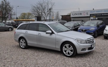 Mercedes Klasa C W204 Kombi T204 1.8 180 CGI BlueEFFICIENCY 156KM 2010 Mercedes-Benz Klasa C 180 CGI Avangarde Automat Benzyna 1.8 Benzyna 156KM, zdjęcie 4