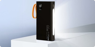 POJEMNY POWERBANK 30000mAh 66W 4x USB 1x USB-C KABEL LIGHTNING USB-C USB