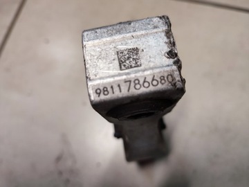 КРОНШТЕЙН ДЛЯ КОРОБКИ PAW PROACE CITY BERLINGO RIFTER