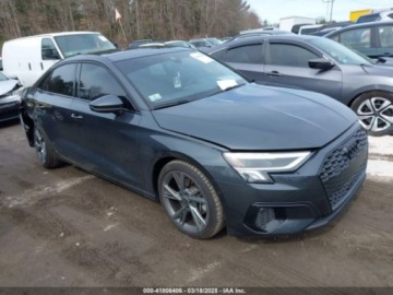 Audi A3 8Y 2024 Audi a3 2024r., 4x4, 2.0L 2.0 Hybryda 201KM, zdjęcie 1