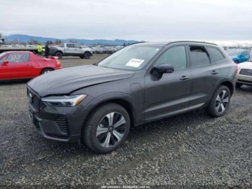 Volvo XC60 II 2025 Volvo XC 60 2025 VOLVO XC60 PLUG-IN HYBRID CORE, T8 AWD ELECTRICGASOLINE,, zdjęcie 2