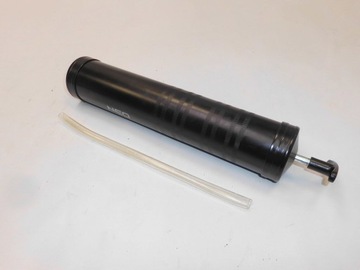 ВСАСЫВАЮЩИЙ ШПРИЦ ДЛЯ МАСЛА 0,5 Л YT-0708