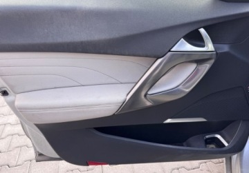 DS 5 Hatchback (Citroen) 2.0 HDi Hybrid4 200KM 2014 Citroen DS5 Bezwypadekserwisfull wersja4x4 2.0 Hybryda 200KM, zdjęcie 14