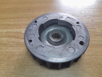 SACHS DOLMAR BC 330 МАГНИТНОЕ КОЛЕСО