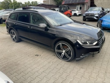 Volkswagen Passat B8 Variant 2.0 TDI 150KM 2015 Volkswagen Passat Variant Highline Automat Podgrz., zdjęcie 2
