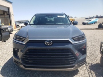 Toyota 2024 Toyota Grand Highlander 2024 2.4L Turbo AWD XLE 2.4 Benzyna 265KM, zdjęcie 4