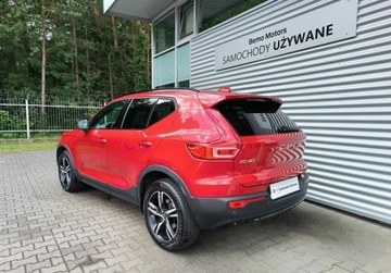 Volvo XC40 2023 Volvo XC 40 2.0 B3 MILD HYBRID Automat PlusDark SalonPL SerwisASO FV23 Gwa, zdjęcie 4