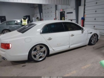 Bentley Continental II 2015 Bentley Flying Spur V8 2015 4.0 Benzyna 500KM, zdjęcie 6
