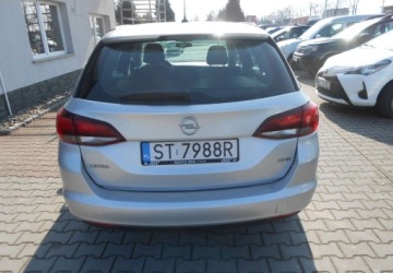 Opel Astra K 2017 Opel Astra Opel Astra K 1.6 Diesel 110 KM 1.6 Diesel 110KM, zdjęcie 4