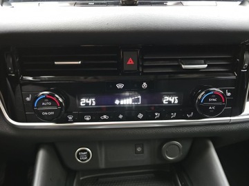 Nissan Qashqai III Crossover 1.3 DIG-T MHEV 140KM 2023 Nissan Qashqai Qashqai 1.3 DIG-T mHEV N-Connecta, zdjęcie 23