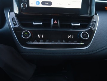 Toyota Corolla XII Sedan 1.5 VVT-i 125KM 2022 Toyota Corolla 1.5 VVT-i, Salon Polska, zdjęcie 12