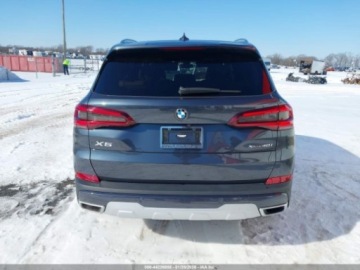 BMW X5 G05 2022 BMW X5 xDrive40i 2022 3.0 Benzyna 335KM, zdjęcie 4