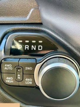 Dodge Ram V 2019 Dodge RAM 5.7 Benzyna 390KM 4x4 2019r Homologacja ciężarowa, zdjęcie 35