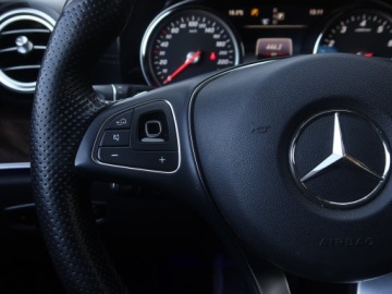 Mercedes Klasa E W213 Kombi 2.0 250 211KM 2017 Mercedes E E 250, Salon Polska, Automat, Skóra, zdjęcie 20