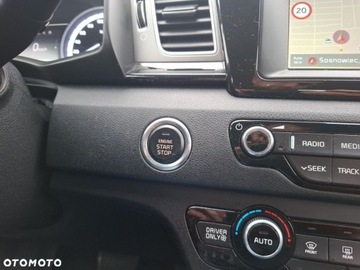 Kia Niro I Crossover 1.6 GDi Hybrid 141KM 2019 Kia Niro Kia Niro 1.6 GDI Hybrid L 1.6 Hybryda 141KM, zdjęcie 25