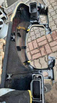 DESKA ROZDĚLOVAČ VRSTVA VOLVO V50 S40 II 04-12R