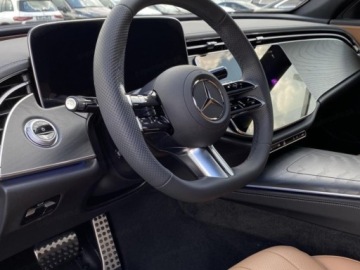 Mercedes Klasa E W214 Sedan 2.0 200 204KM 2025 E Klasa 200 4-Matic AMG 2.0 (204KM) 2025, zdjęcie 5