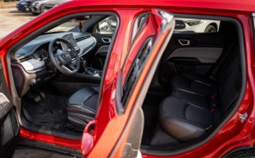 Jeep Compass II 2023 Jeep Compass Jeep Compass II 2.0 4X4 Latitude 200KM 2.0 Benzyna 200KM, zdjęcie 8