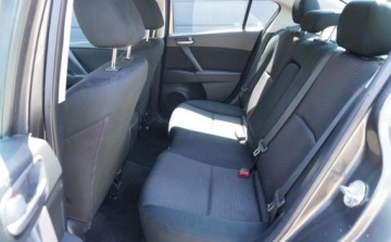 Mazda 3 II Hatchback Facelifting 1.6 MZR 105KM 2013 Mazda 3 Bezwypadkowa Serwisowana 1-Wlasciciel Navi Kliamtronik Alufelgi, zdjęcie 9