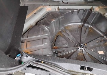 Renault Scenic III Van Facelifting 1.5 dCi FAP 110KM 2013 Renault Scenic 112013r, 1.5 DCI. Lekko uszkodzony lewy tyl. Jezdzi. 1.5, zdjęcie 26