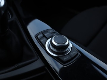 BMW Seria 3 F30-F31-F34 Touring 2.0 320d 184KM 2013 BMW 3 320 d, 181 KM, Navi, Klima, Klimatronic, zdjęcie 14