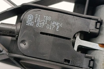 KLIKA LEVÝCH BOČNÍCH DVEŘE AUDI A3 (8V1, 8VK) 5N0837017E 1.97L DIESEL