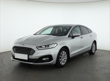 Ford Mondeo V Liftback Facelifting 2.0 EcoBlue 150KM 2019 Ford Mondeo 2.0 EcoBlue, Salon Polska, zdjęcie 1
