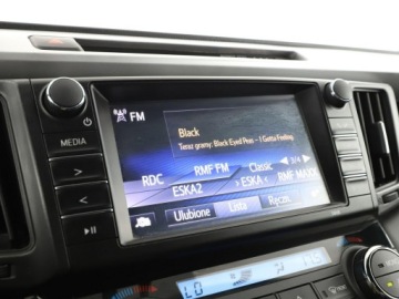 Toyota RAV4 IV 2015 Toyota RAV-4 grzane fotele półskóra hak kamera, zdjęcie 22