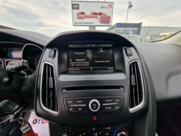 Ford Focus III Hatchback 5d facelifting 1.0 EcoBoost 100KM 2016 Ford Focus 1.0 EcoBoost 101Ps Navi Alu Czarny Sliczny Gwarancja Benzyna, zdjęcie 15
