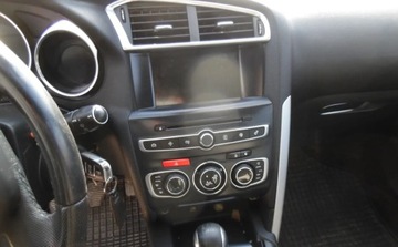 DS 4 I Hatchback Facelifting 2015 (Citroen) 1.6 VTi 120KM 2015 Citroen DS4 1,6 16V po zalaniu 1.6 Benzyna 120KM, zdjęcie 12