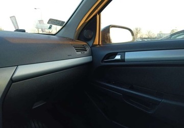 Opel Astra H Hatchback 5d 1.7 CDTI ECOTEC 80KM 2004 Opel Astra Opel Astra 1.7 Diesel 80KM, zdjęcie 11