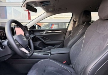 Volkswagen Passat B8 Variant Facelifting 2.0 TDI SCR 150KM 2024 Volkswagen Passat Variant Reflektory IQ Light Matrix Masaz Alcantara Sa, zdjęcie 26