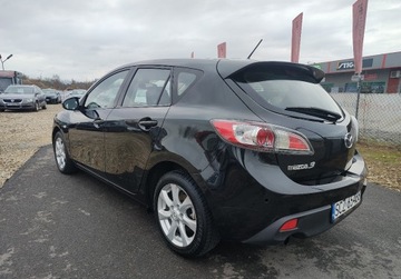 Mazda 3 I Hatchback 1.6 MZ-CD 109KM 2009 Mazda 3 rozrzad wymieniony przy 268 tys ISOFIX, zdjęcie 3