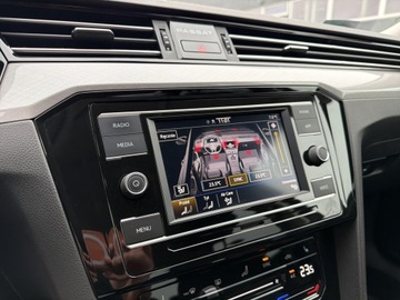 Volkswagen Passat B8 Variant Facelifting 1.5 TSI EVO 150KM 2022 Volkswagen Passat 1.5 TSI / 150 KM DSG Bussines Sa, zdjęcie 28