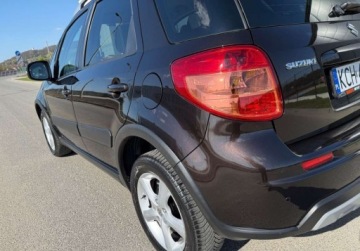 Suzuki SX4 I Hatchback Facelifting 1.6 VVT 120KM 2012 Suzuki SX4 PREMIUM 4x4 1.6i 120ps KlimaTronik Nawigacja Bezwypadkowe UNIKAT, zdjęcie 15