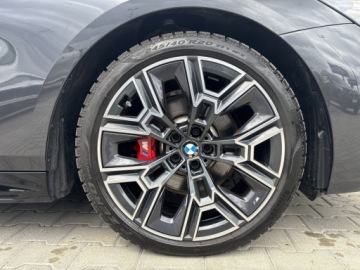 BMW Seria 5 G90-91 Touring 2.0 520d 197KM 2025 BMW 520 MPakiet, MPRO, IconicGlow, KeyLess, Bowers, zdjęcie 9