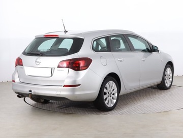 Opel Astra J Sports Tourer 1.4 Turbo ECOTEC 140KM 2012 Opel Astra 1.4 T, Klima, Klimatronic, Tempomat,ALU, zdjęcie 4