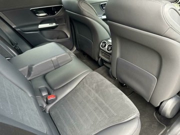 Mercedes GLC C254/X254 Coupe 2.0 220d 197KM 2024 Mercedes-Benz GLC 220 220d Pakiet AMG 4Matic, zdjęcie 19