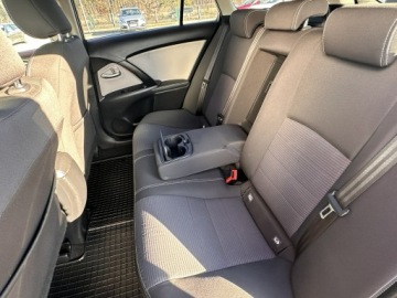 Toyota Avensis III Wagon Facelifting 2015 2.0 D-4D 143KM 2017 Toyota Avensis Salon Polska Nawigacja GWARANCJA !, zdjęcie 11