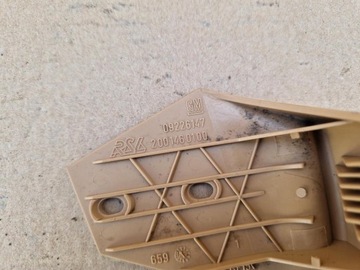 DRŽÁTKO PRAVÝ PŘEDNÍ SEDADLA SIGNUM OPEL VECTRA C 2.2