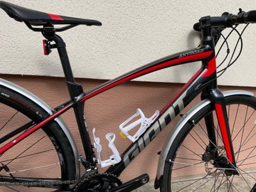 Гравийный шоссейный велосипед Giant Anyroad, Shimano Sora