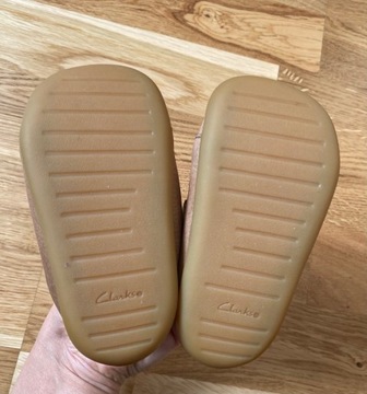 Первые туфли Clarks, 1920-е годы, кожаные ботильоны.