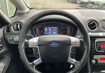 Ford S-Max I Van 2.0 TDCi 140KM 2010 Ford S-Max Ford S-Max 2.0 TDCi Titanium 2.0 Diesel 140KM, zdjęcie 4