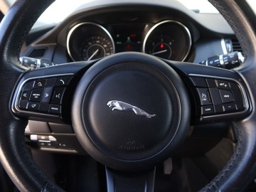 Jaguar E-Pace SUV 2.0 i4D 150KM 2018 Jaguar E-Pace D150, Salon Polska, Serwis ASO, zdjęcie 18