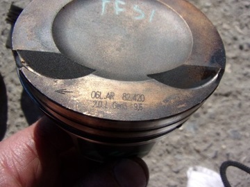 VW AUDI PORSCHE 2.0 TFSI PÍST OJNICE 06LL DKN